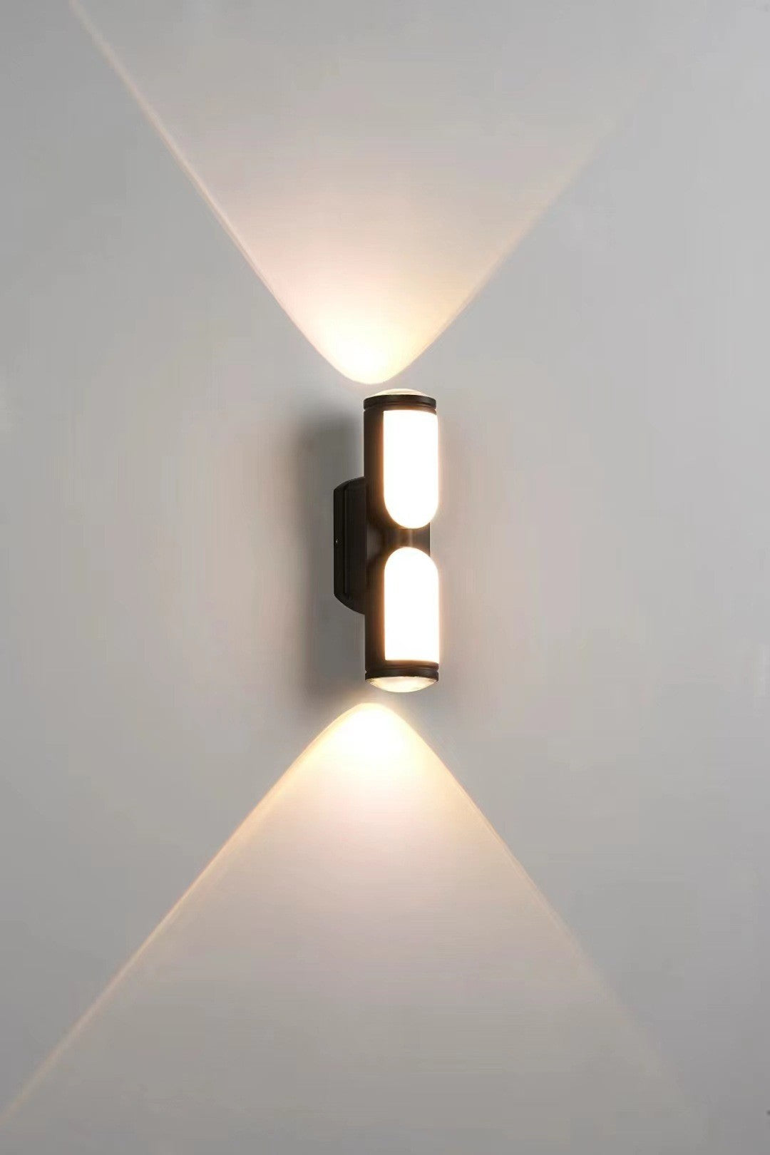 Outdoor LED Wall Lamp