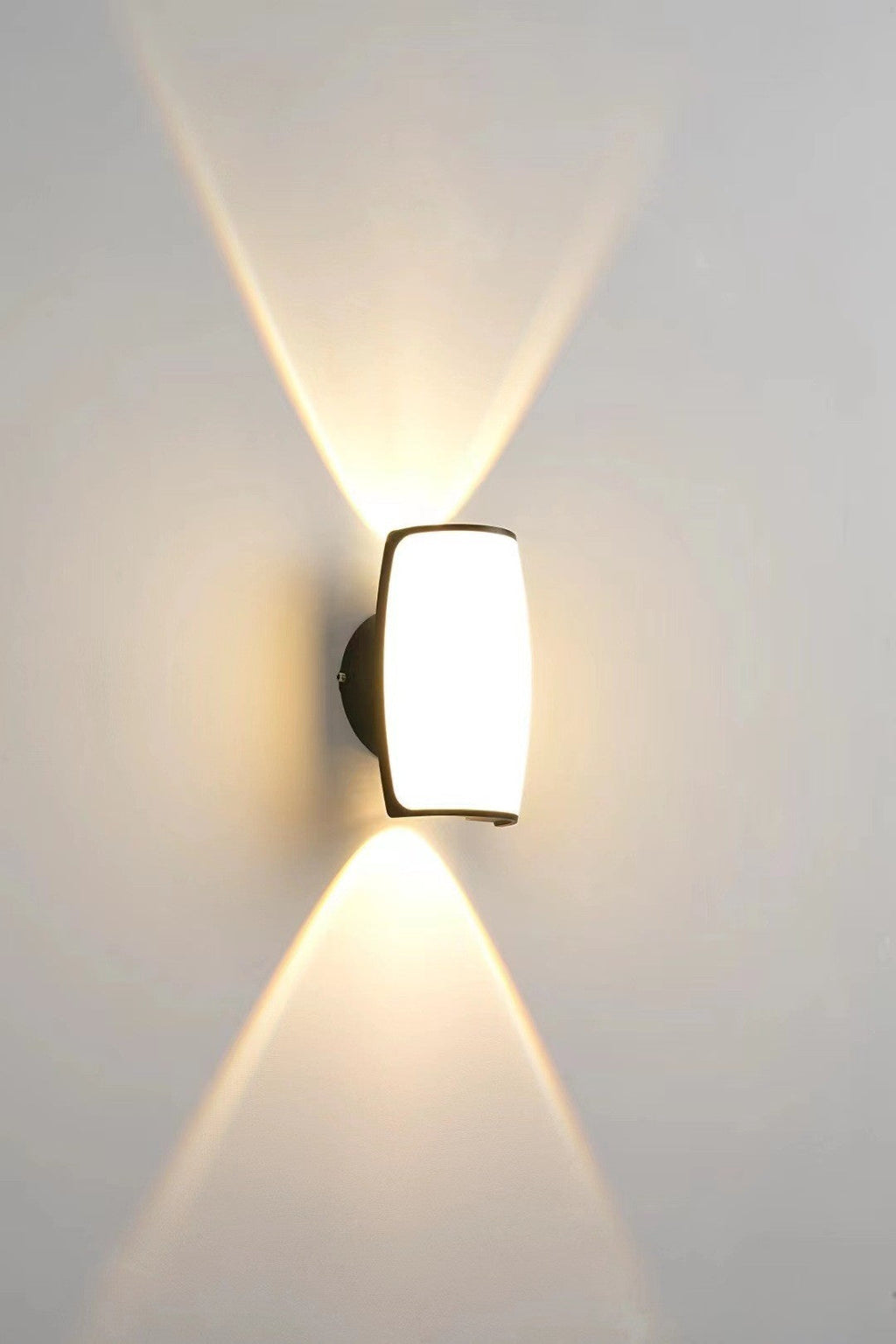 Outdoor LED Wall Lamp