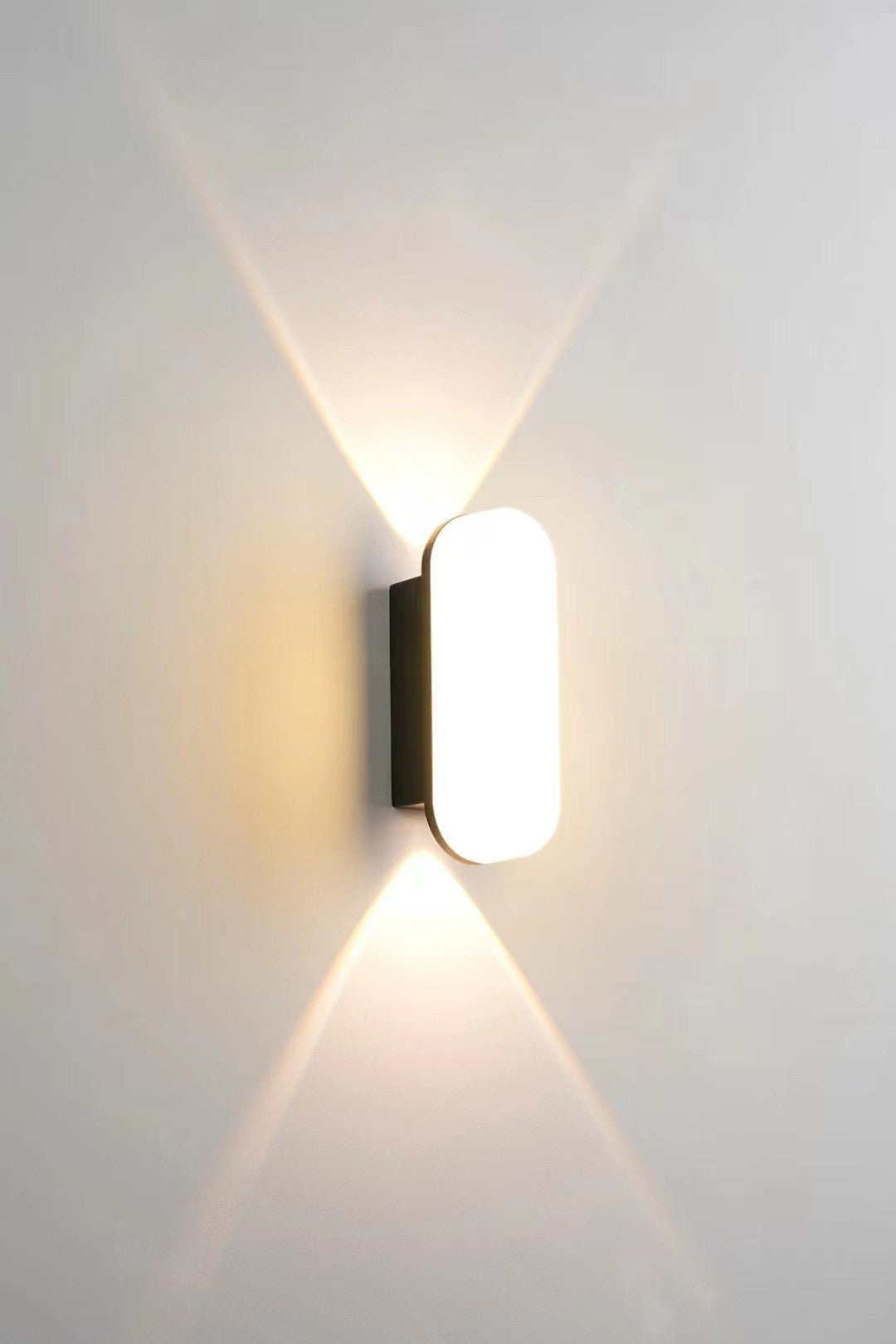 Outdoor LED Wall Lamp