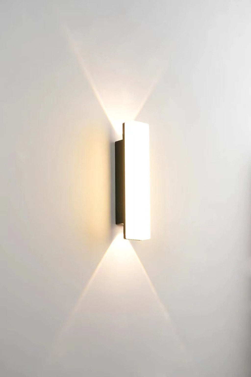 Outdoor LED Wall Lamp