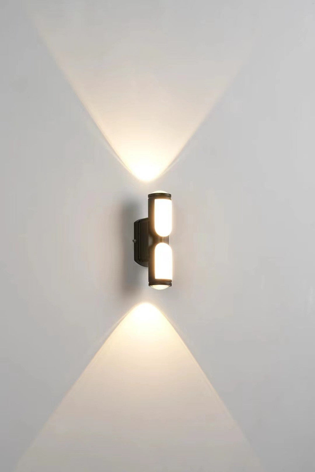 Outdoor LED Wall Lamp